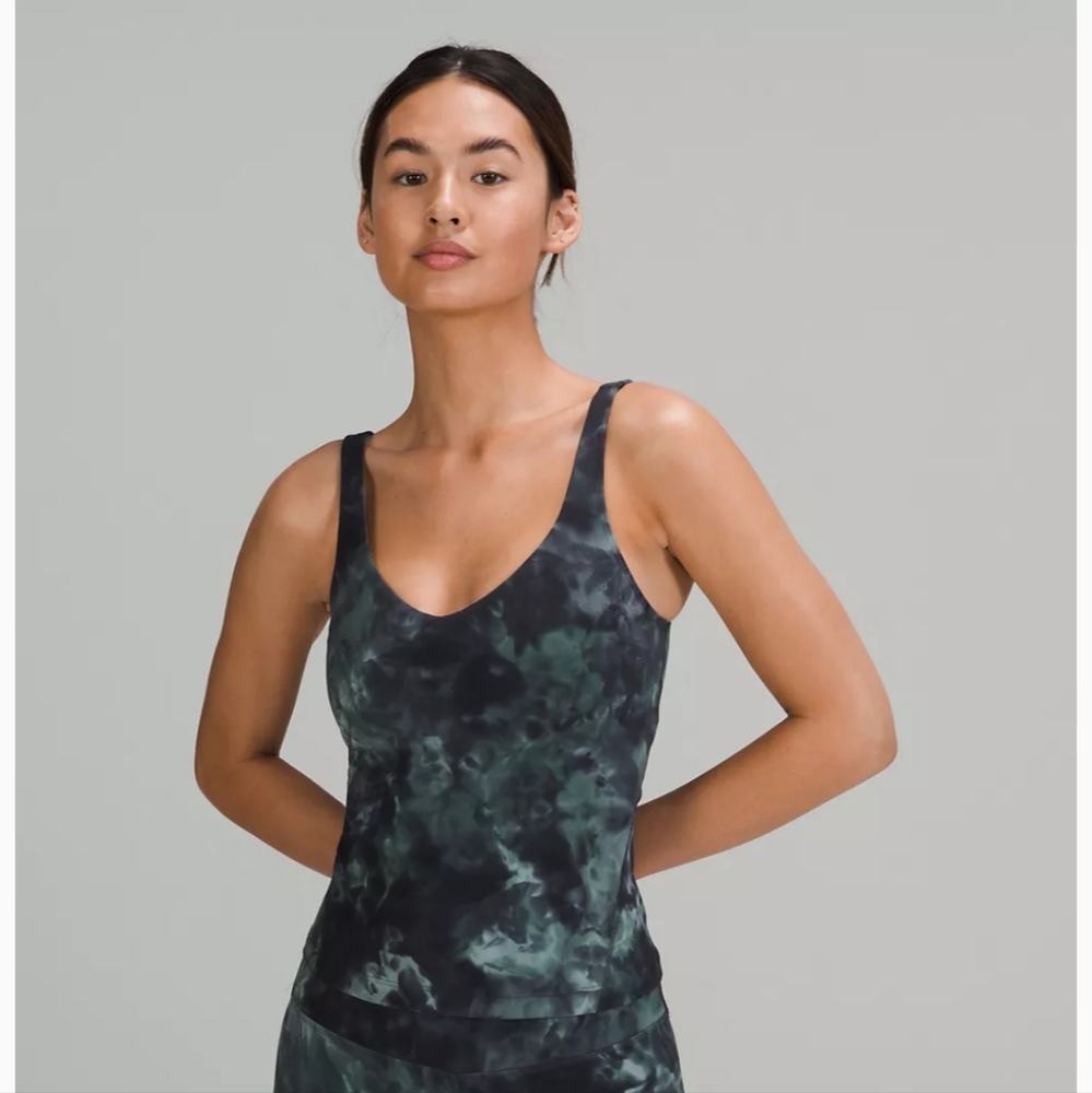 Lululemon Align waist length Tank